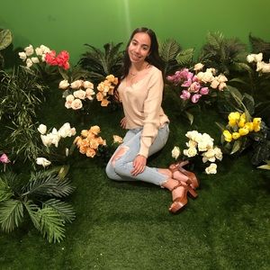 Meet your Posher, Alaina